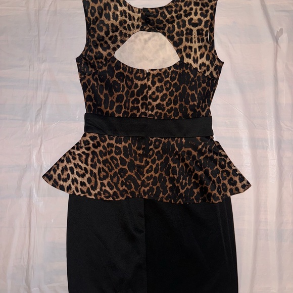 Leopard Print Peplum Dress - Picture 4 of 5